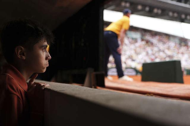 中国队应继 中国队应继