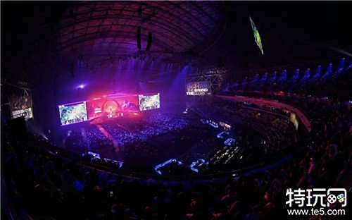 通过深入合 通过深入合