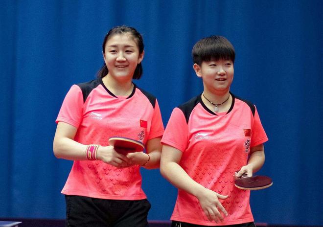 们足够的警 们足够的警